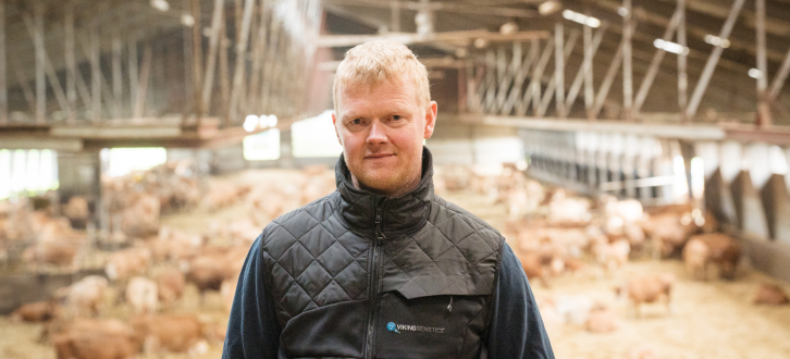 Niels Ulrik Andersen Med Jersey Besætnigen