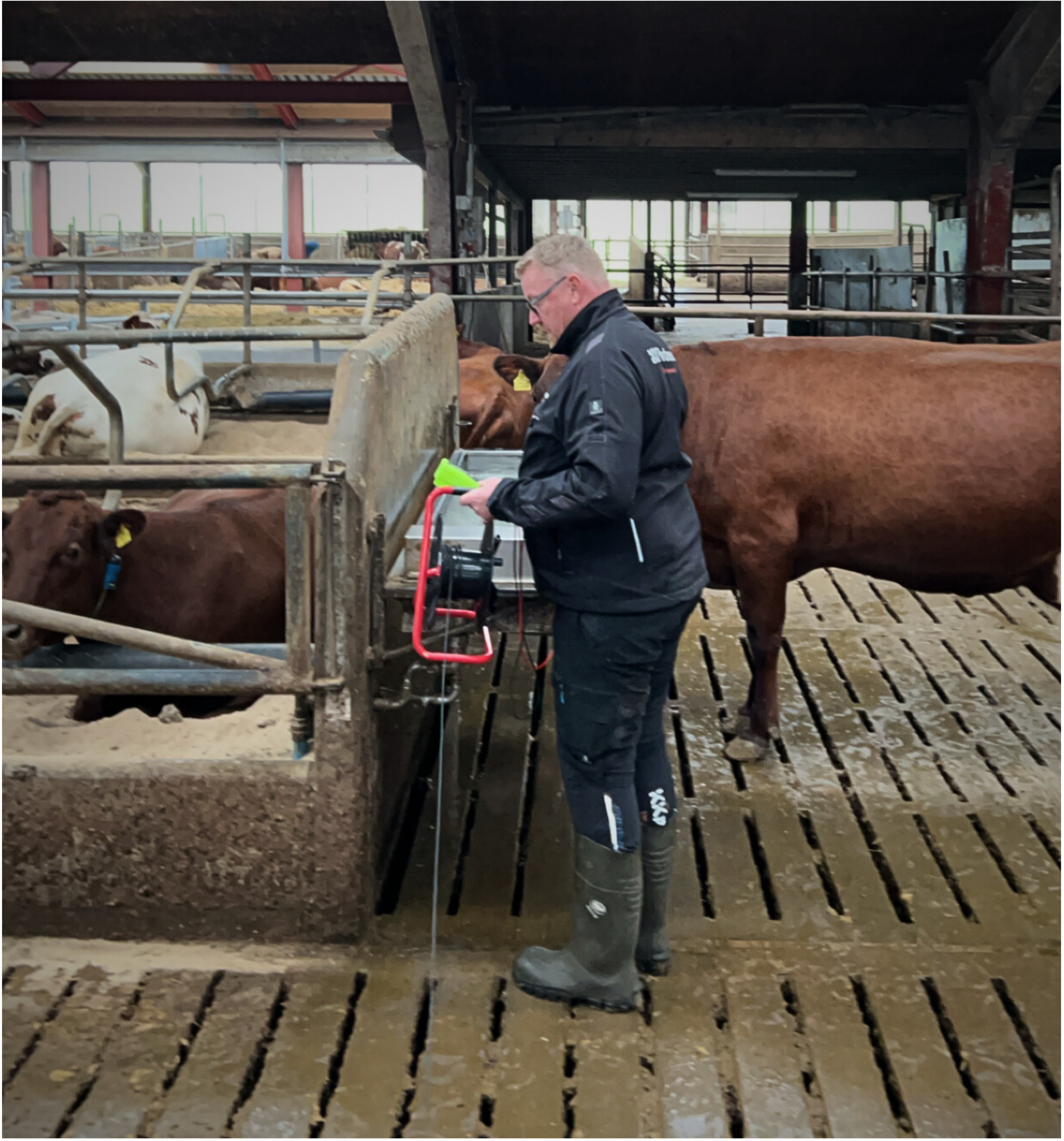 Elektriker Måler Efter Krybestrøm