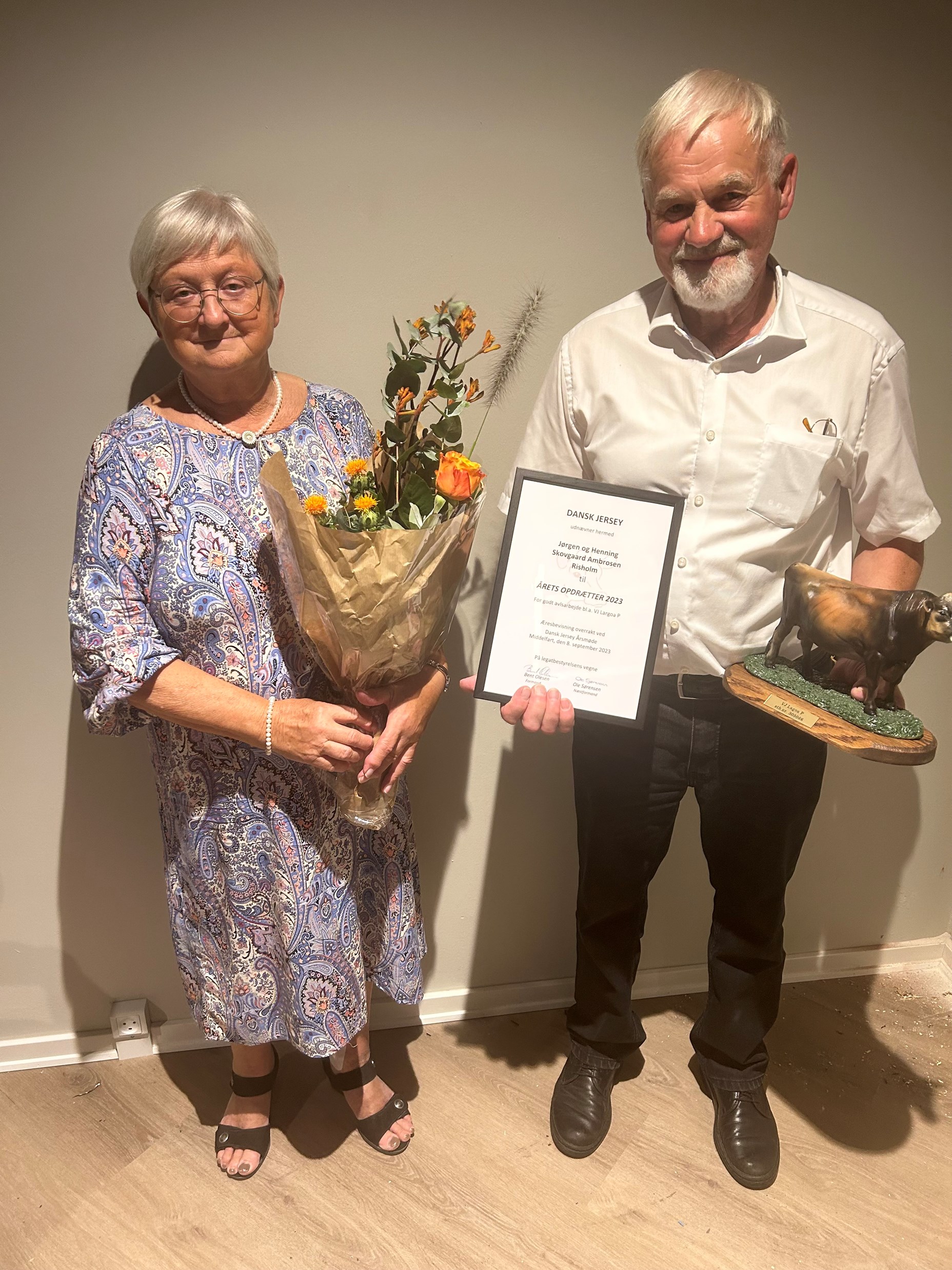 Lene Og Henning Skovgaard Ambrosen, Årets Opdrætter, VJ Lagoa P