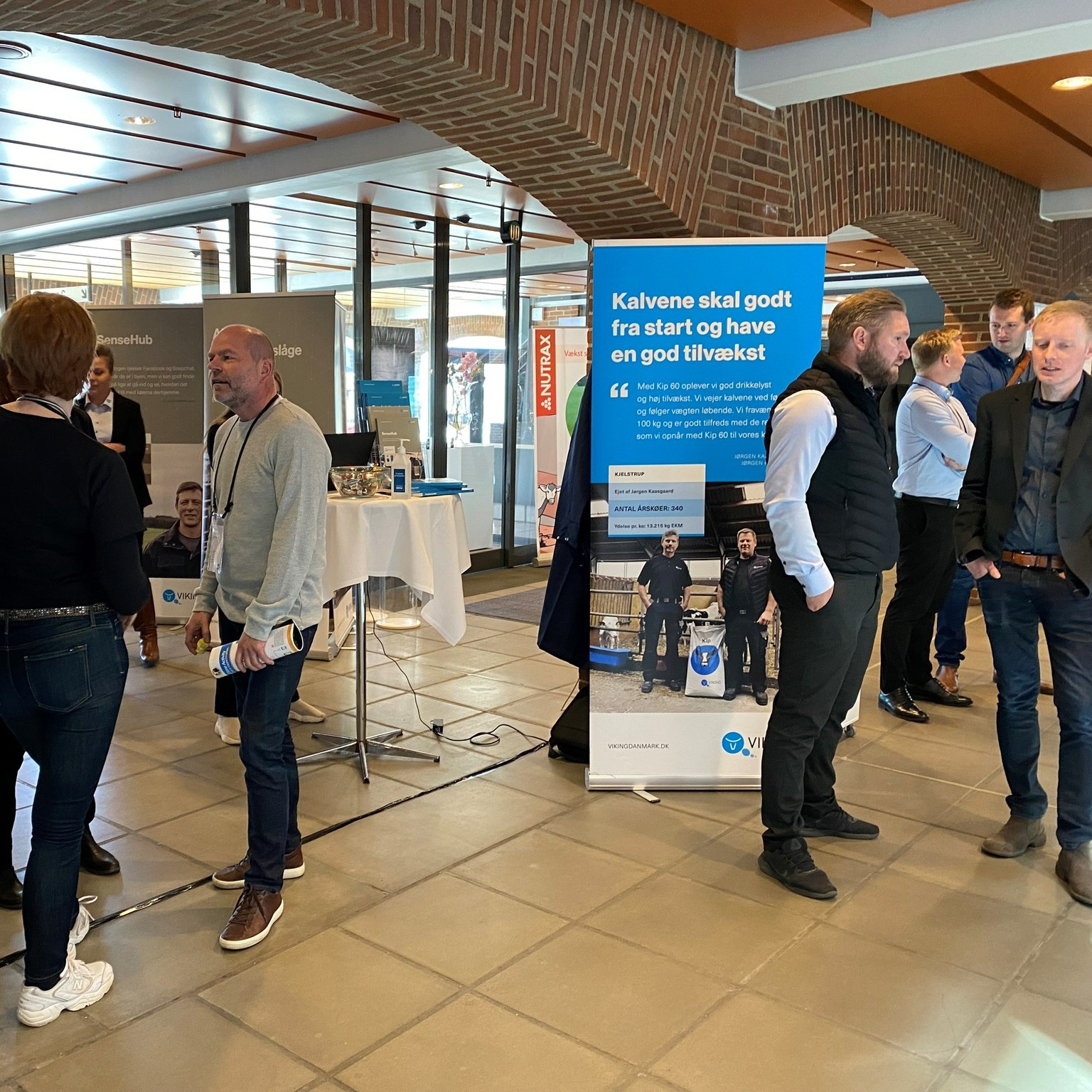 279575664 3214648725485272 4651918746104289989 N