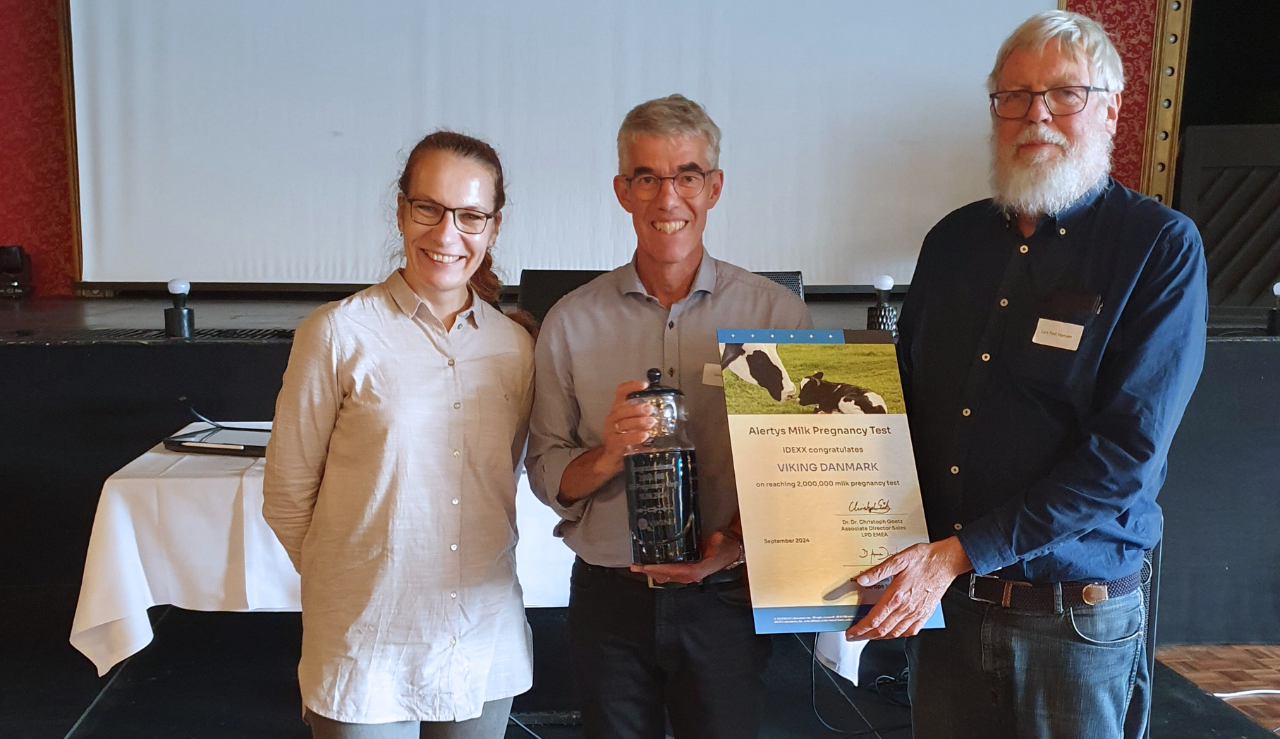 Repræsentant Fra IDDEX Og Jonas Persson Og Lars Fast Fra Viking Data Og Ydelsesservice